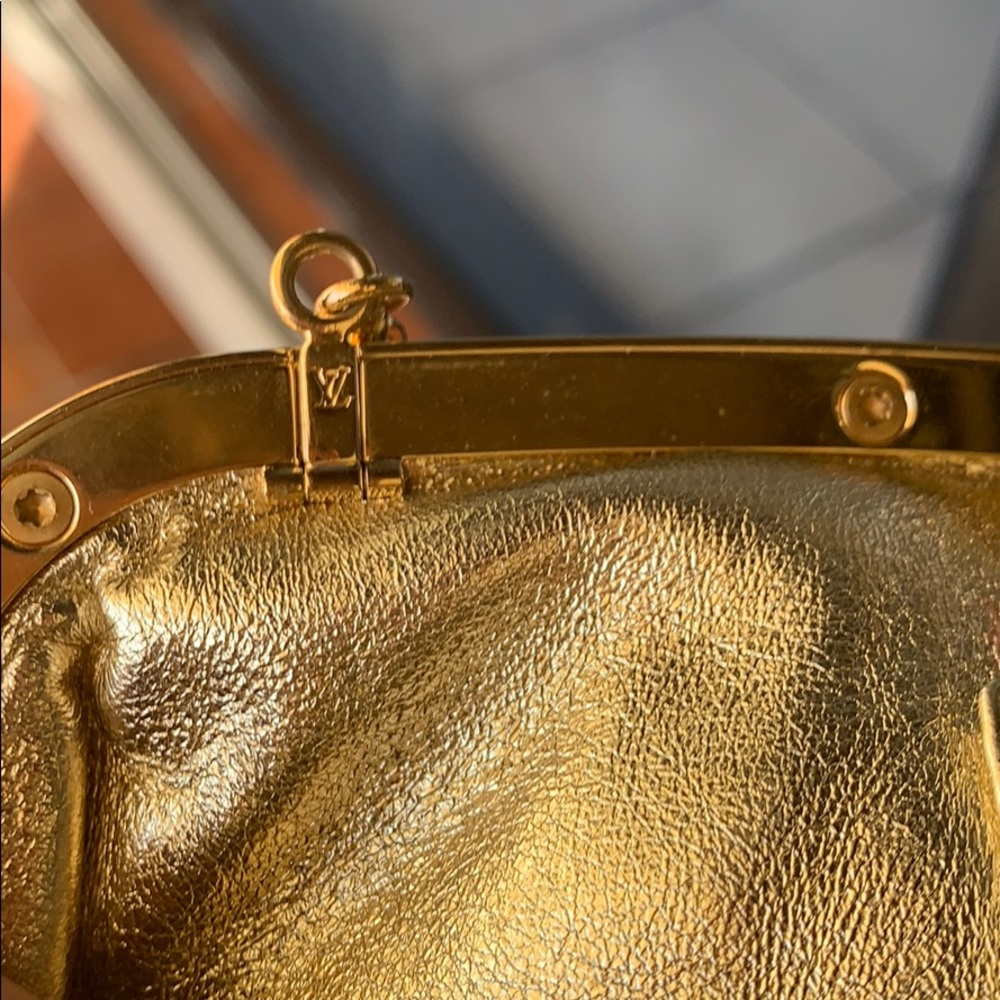 LOUIS VUITTON AUMONIERE CHAIN HAND BAG MONOGRAM - Picture 6 of 8